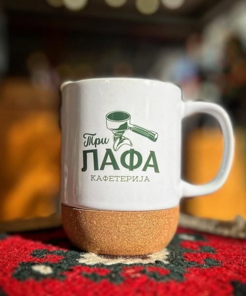 Три Лафа шоља